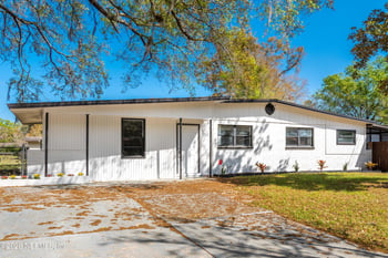7541 Strato Rd, Jacksonville, FL 32210