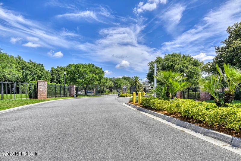 7546 Scarlet Ibis Ln, Jacksonville, FL 32256