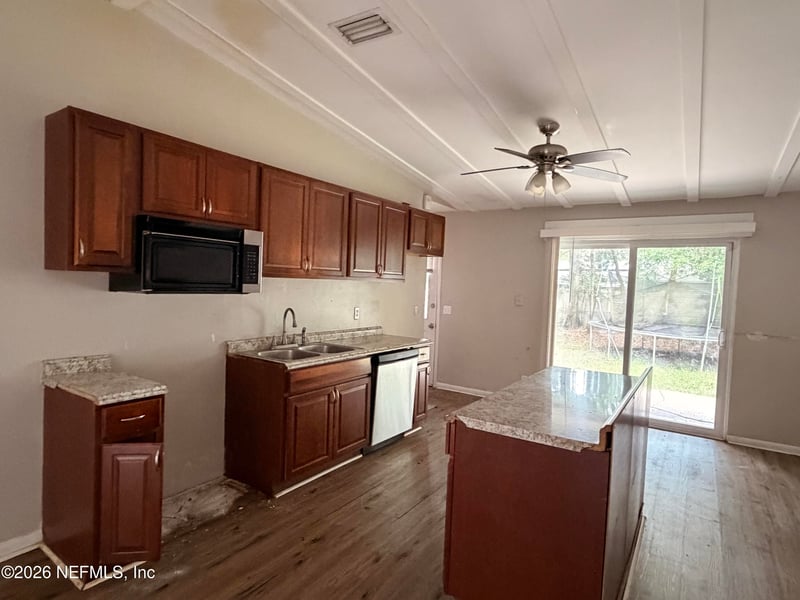 7552 Wheat Rd, Jacksonville, FL 32244