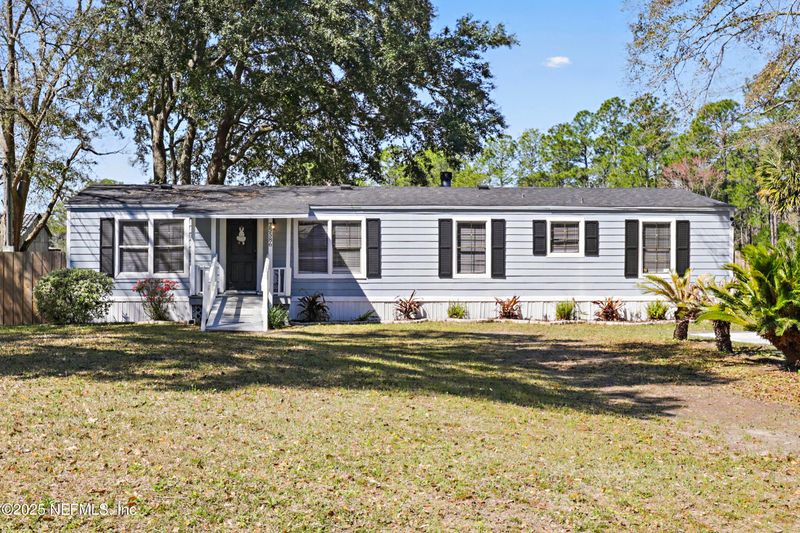 75586 Johnson Lake Dr, Yulee, FL 32097