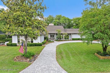 7575 Hollyridge Rd, Jacksonville, FL 32256