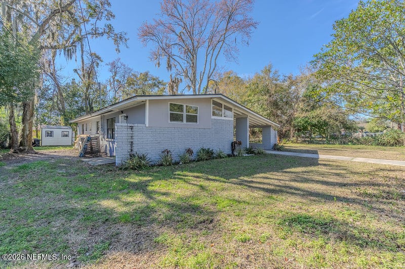 7580 Strato Rd, Jacksonville, FL 32210