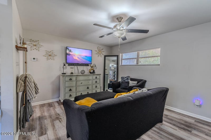 7580 Strato Rd, Jacksonville, FL 32210