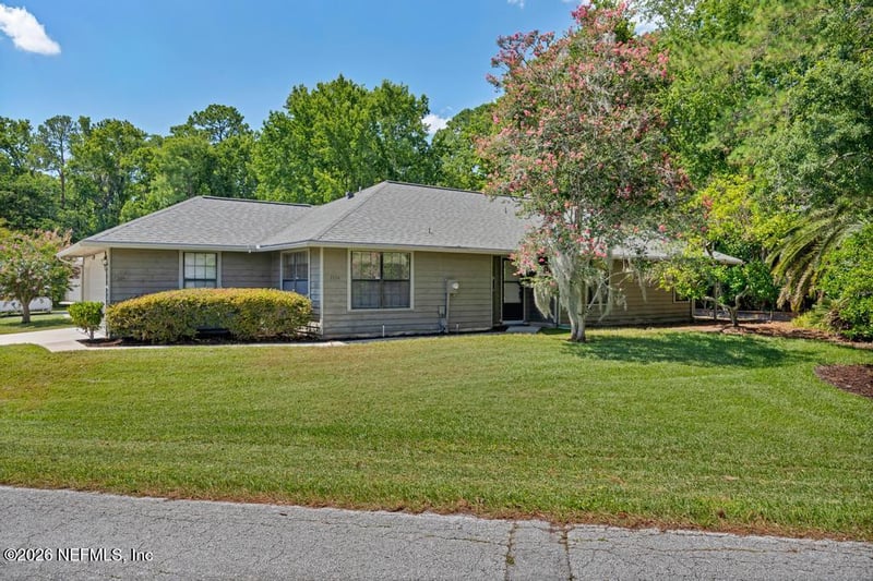 7594 Baymeadows Cir W, Jacksonville, FL 32256