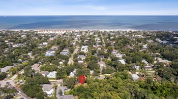 760 Sherry Dr, Atlantic Beach, FL 32233