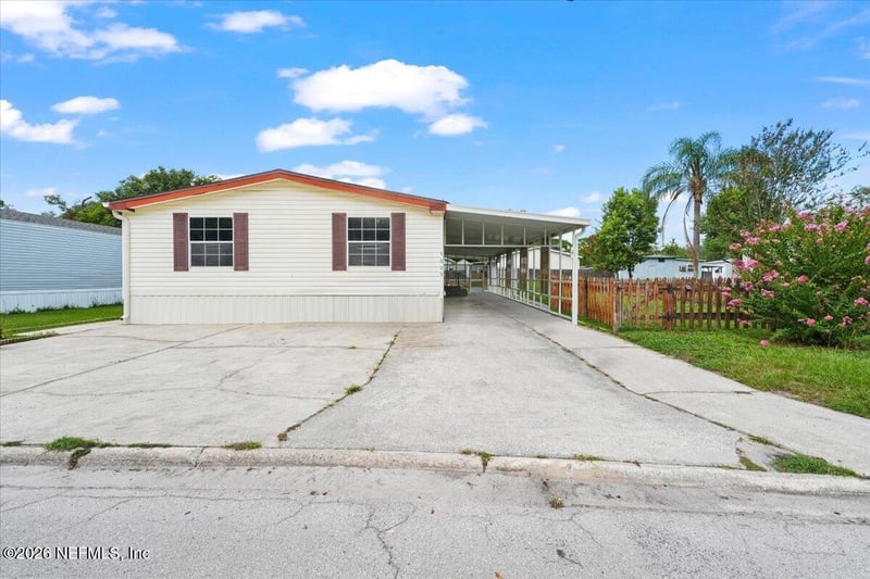 7605 Sunwood Dr, Jacksonville, FL 32256
