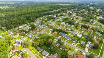 7606 Contour Dr, Jacksonville, FL 32221