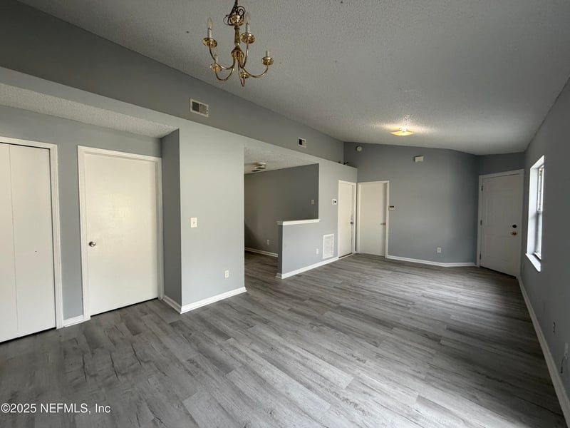 761 Trekker St, Jacksonville, FL 32216