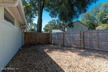 7611 Leafy Forest Way, Jacksonville, FL 32277
