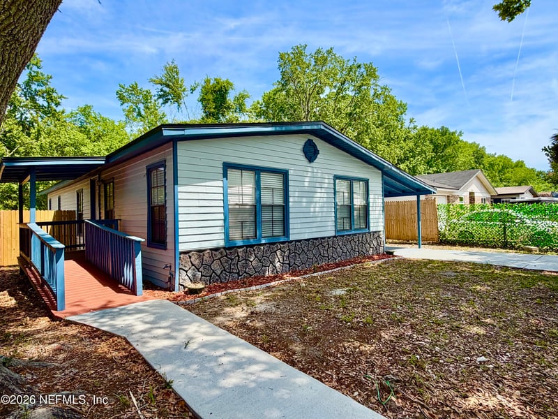 7611 Mccowan Dr, Jacksonville, FL 32244