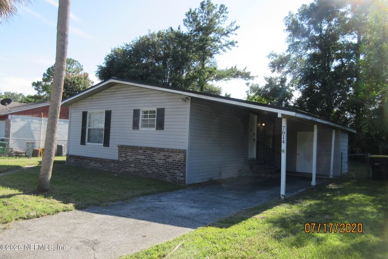 7614 Club Duclay Dr, Jacksonville, FL 32244