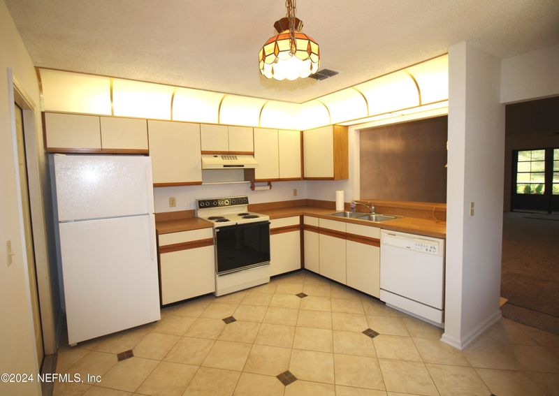 7623 Baymeadows Cir #2072, Jacksonville, FL 32256
