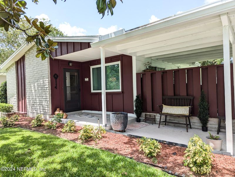 7639 Hillside Dr, Jacksonville, FL 32221