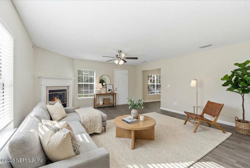 7652 Vandalay Dr, Jacksonville, FL 32244