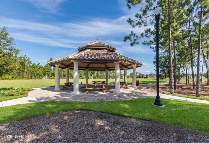 76565 Winterfield Dr, Yulee, FL 32097