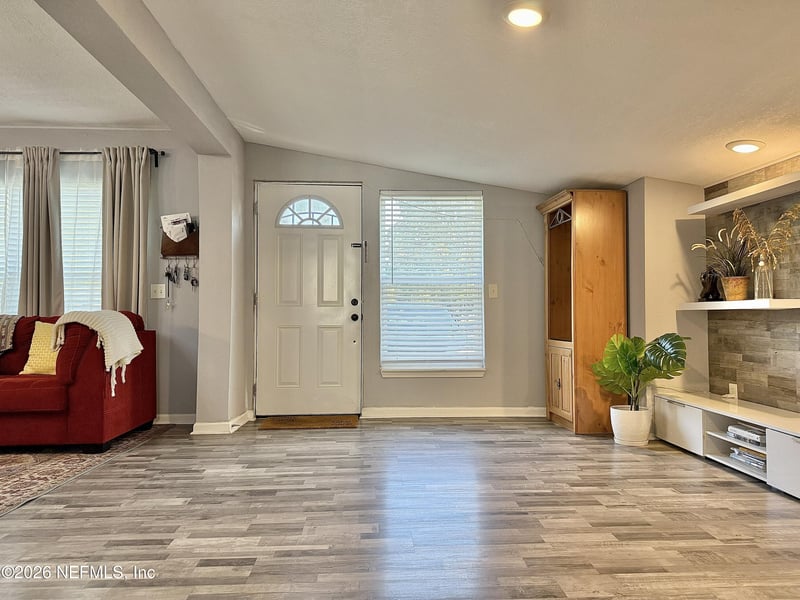 7663 Falcon St, Jacksonville, FL 32244