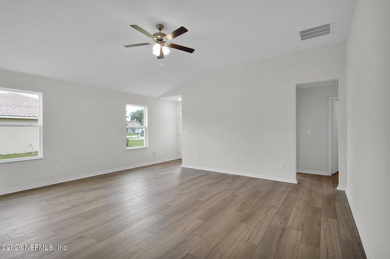 7668 Recon Dr, Jacksonville, FL 32244