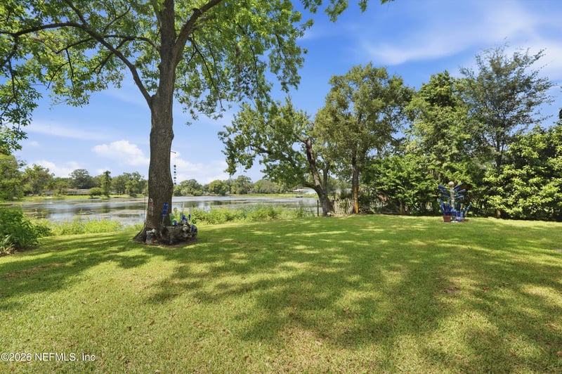 7672 Old Kings Rd S, Jacksonville, FL 32217