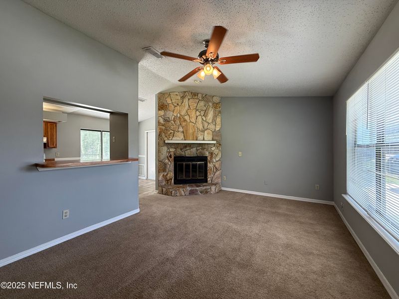 7691 Gregory Dr, Jacksonville, FL 32210