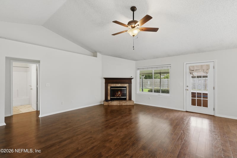 77 Bruning Ln, Palm Coast, FL 32137