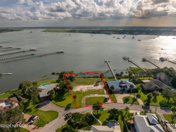 77 Dolphin Dr, St Augustine, FL 32080