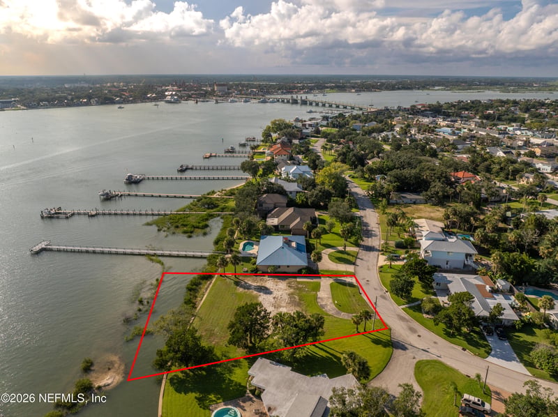 77 Dolphin Dr, St Augustine, FL 32080