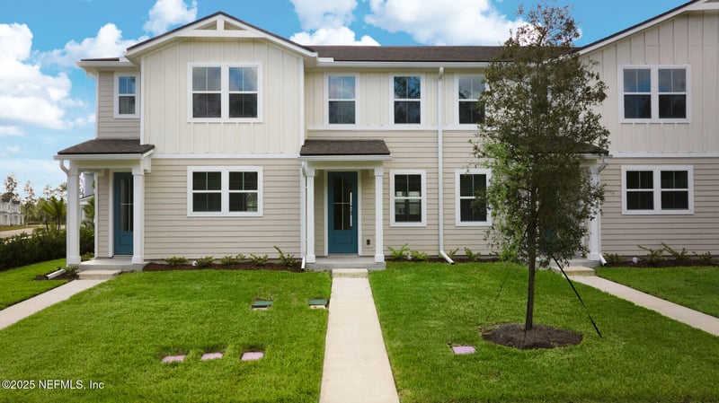 77 Downing Dr, St Johns, FL 32259