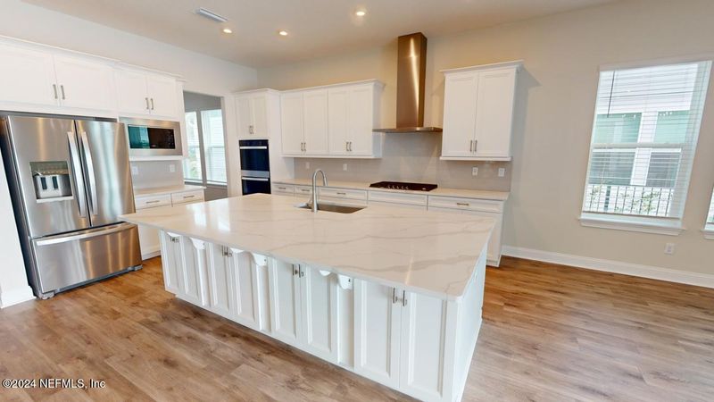 77 High Brush Ct, St Johns, FL 32259