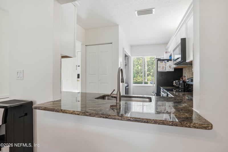 7701 Baymeadows Cir W #1077, Jacksonville, FL 32256