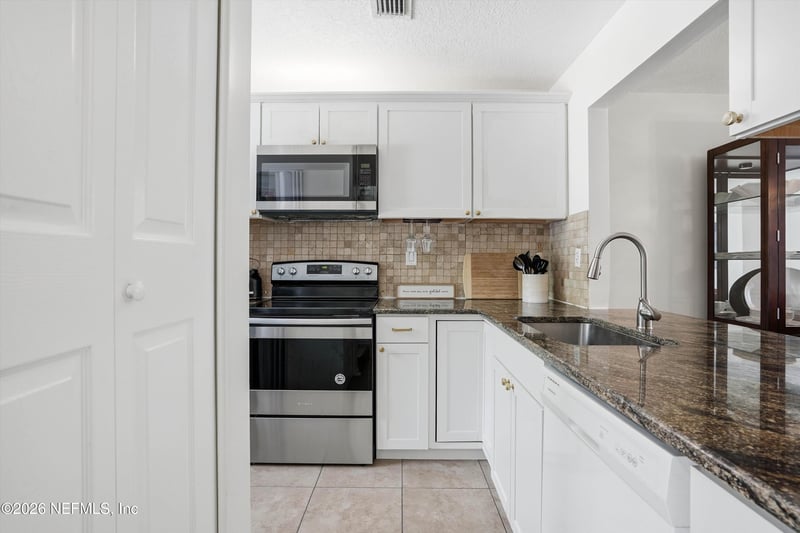 7701 Baymeadows Cir W #1077, Jacksonville, FL 32256
