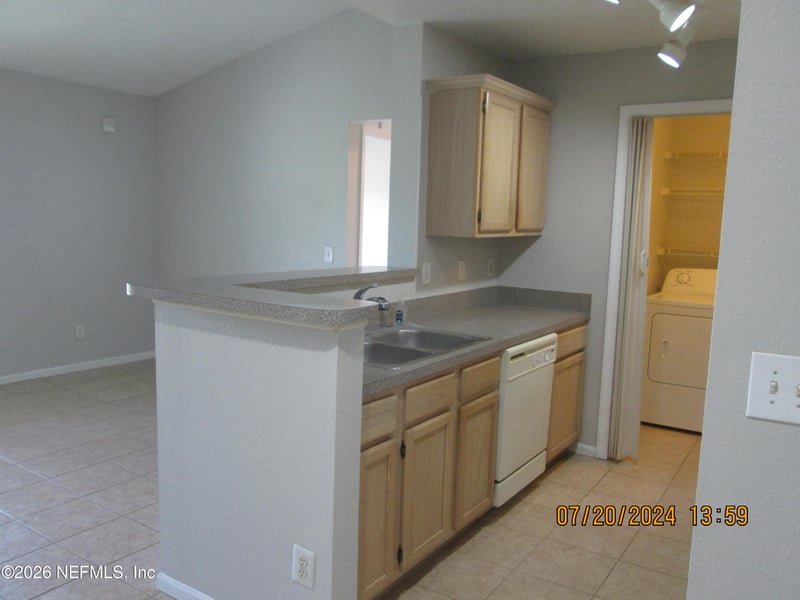 7701 Timberlin Park Blvd #733, Jacksonville, FL 32256