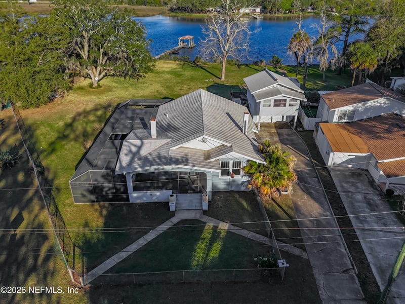 7702 N North Shore Dr, Jacksonville, FL 32208