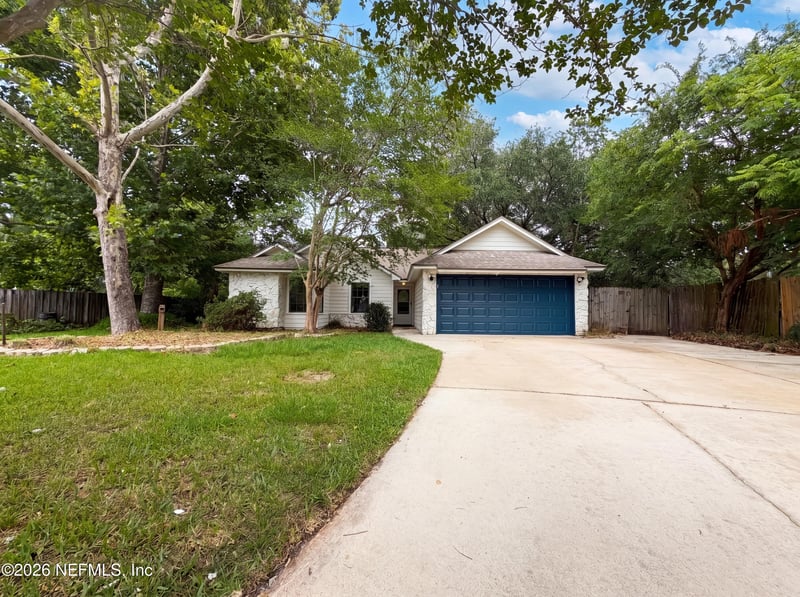 7737 Pepper Cir E, Jacksonville, FL 32244