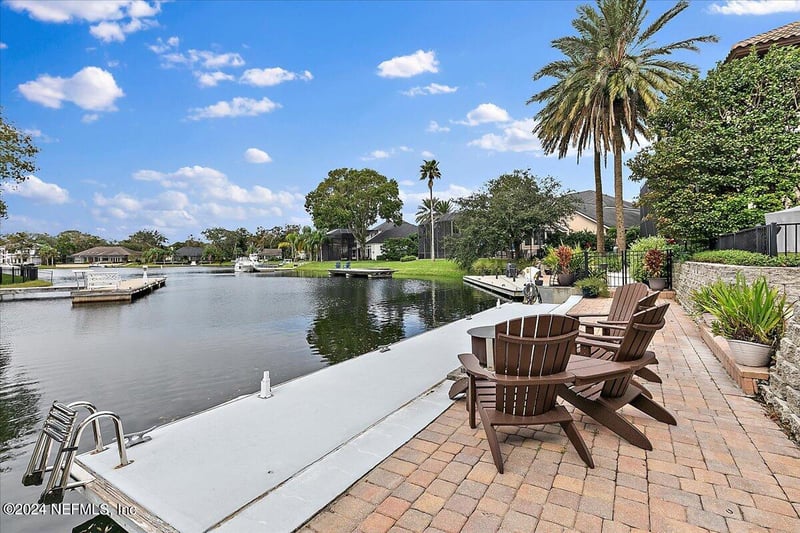 774 Shipwatch Dr, Jacksonville, FL 32225