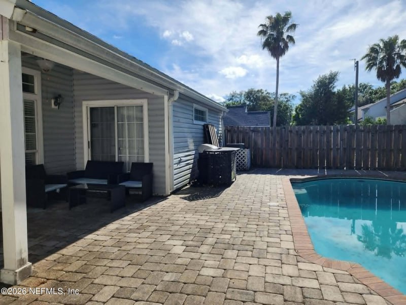 7747 Lynchburg Ct E, Jacksonville, FL 32277