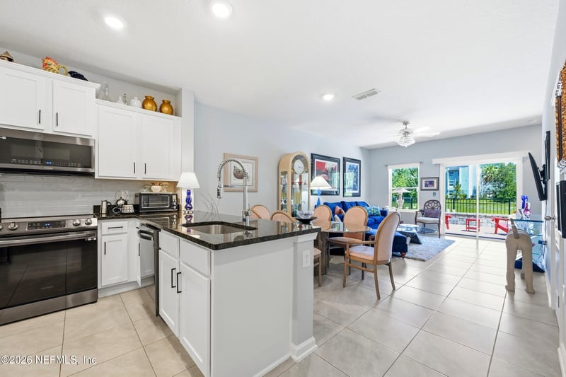 7769 Legacy Trl, Jacksonville, FL 32256