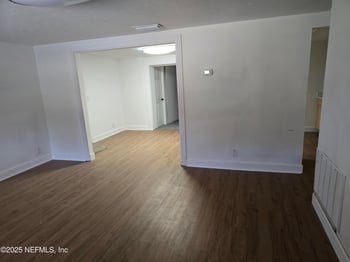 7772 Lake Park Dr, Jacksonville, FL 32208