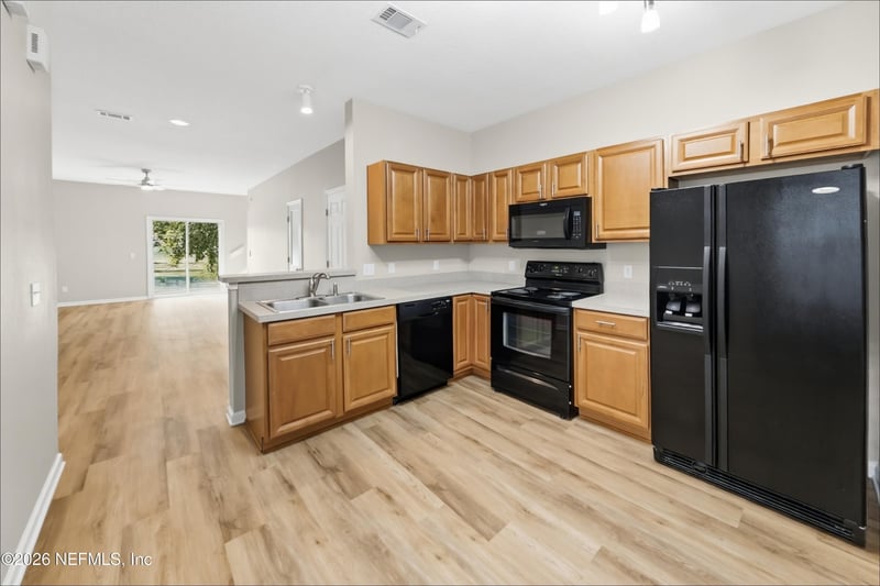 7790 Melvin Rd, Jacksonville, FL 32210