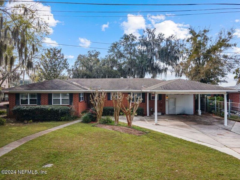 7800 Laura St N, Jacksonville, FL 32208