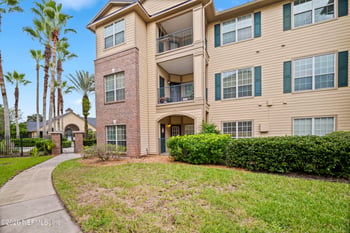 7800 Point Meadows Dr #1017, Jacksonville, FL 32256