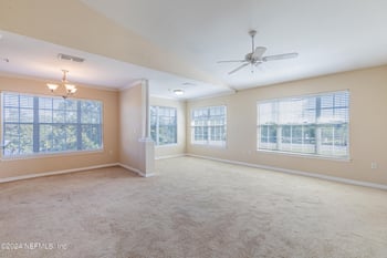 7800 Point Meadows Dr #1232, Jacksonville, FL 32256