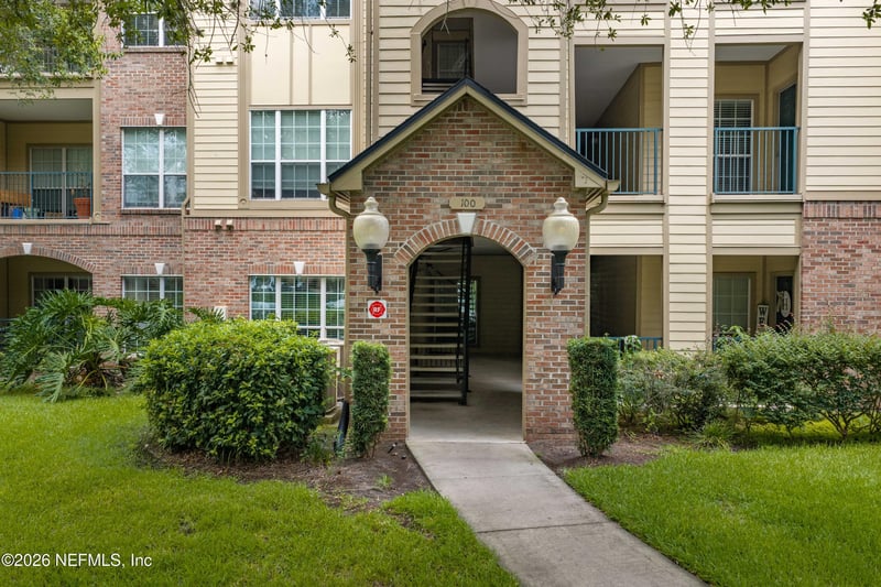 7800 Point Meadows Dr #134, Jacksonville, FL 32256