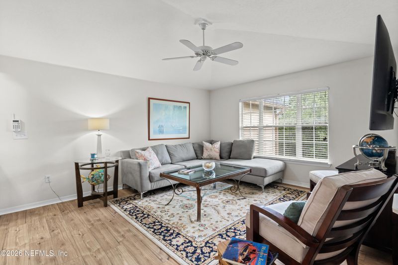 7800 Point Meadows Dr #134, Jacksonville, FL 32256
