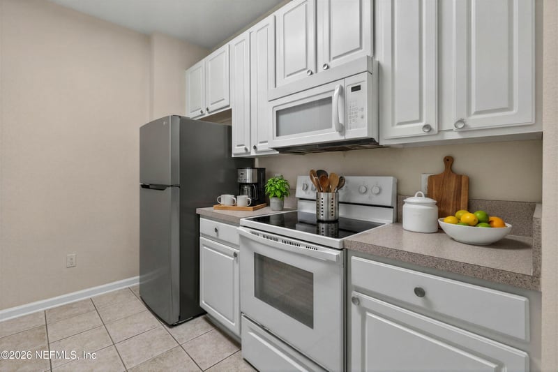 7801 Point Meadows Dr #2101, Jacksonville, FL 32256