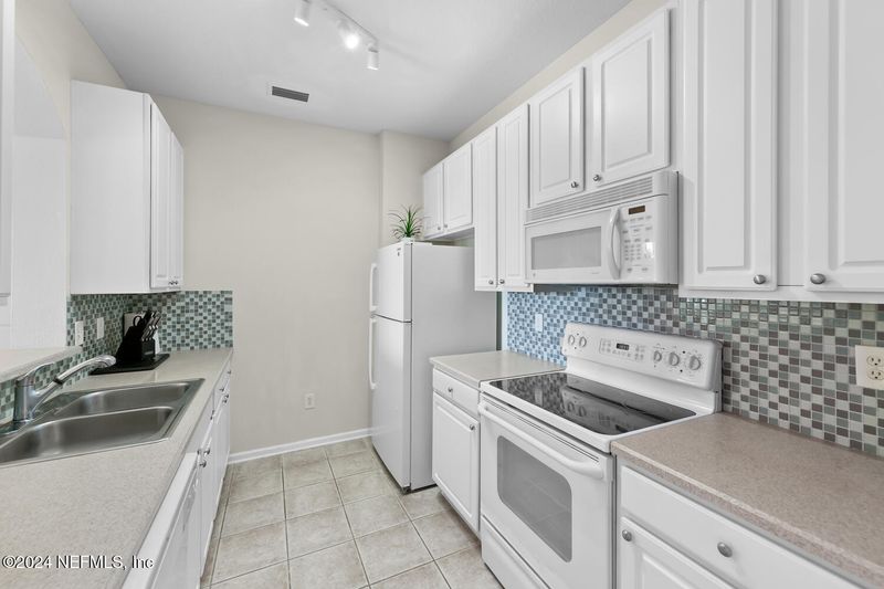 7801 Point Meadows Dr #7202, Jacksonville, FL 32256