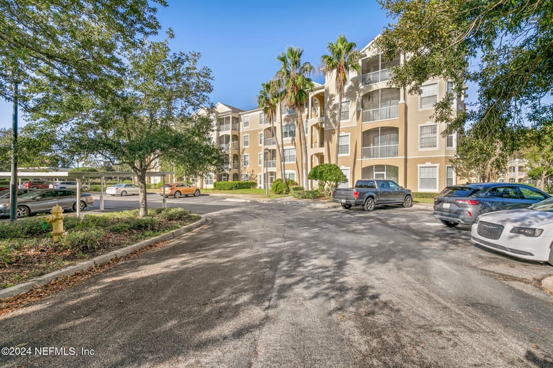 7801 Point Meadows Dr #8406, Jacksonville, FL 32256