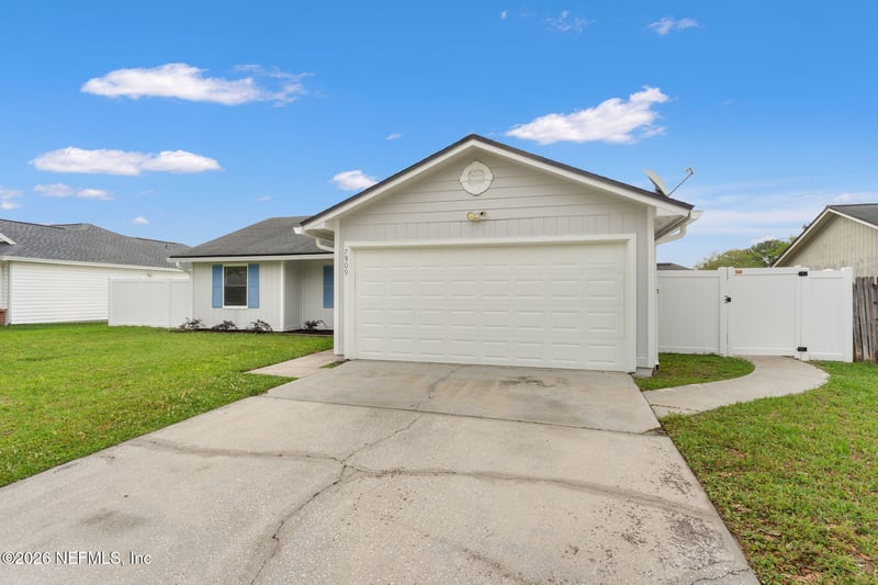 7809 Allspice Cir E, Jacksonville, FL 32244