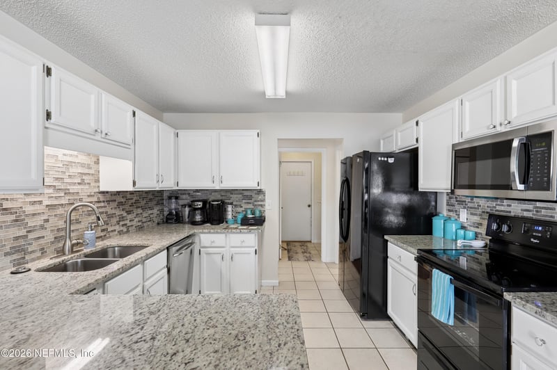 7826 Allspice Cir E, Jacksonville, FL 32244