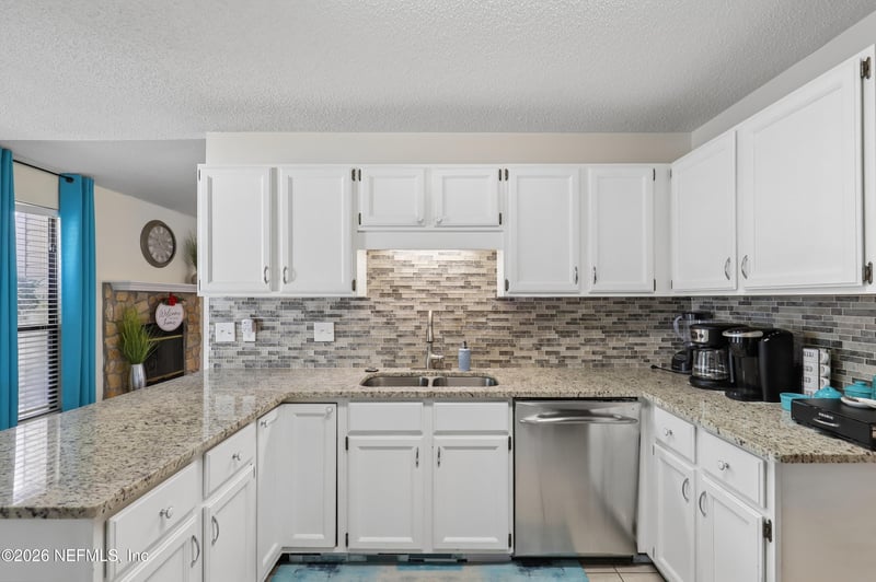 7826 Allspice Cir E, Jacksonville, FL 32244