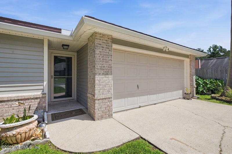 7831 Ingonish Pl, Jacksonville, FL 32244